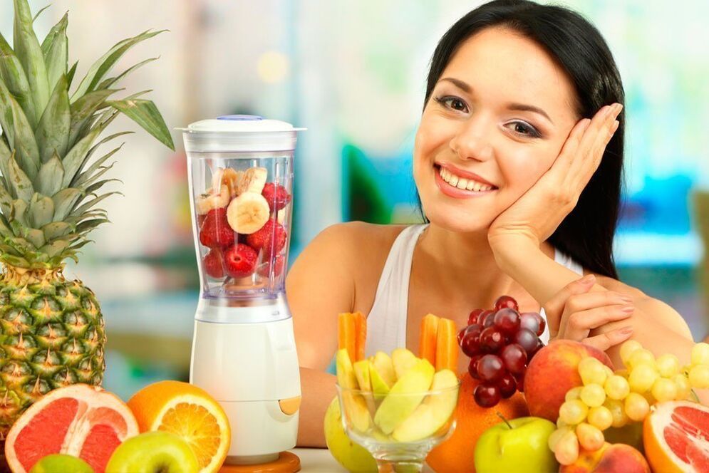 Comida saudável para a beleza de um busto feminino